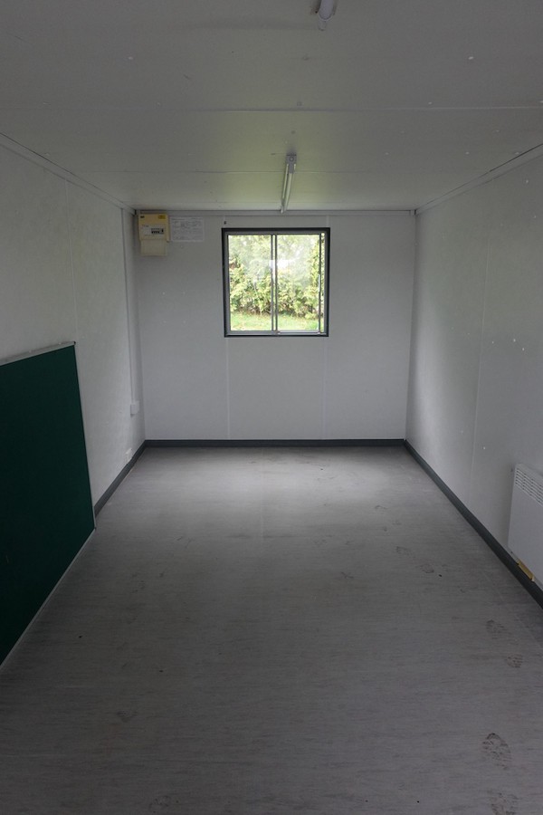 Used White Open Plan anti vandal office container