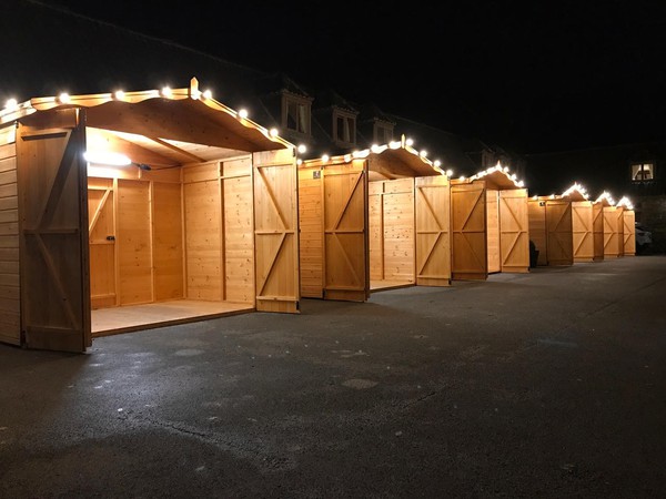 Secondhand Heavy Duty Joiner Made Christmas Market Chalets For Sale