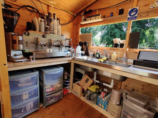 Secondhand Heavy Duty Joiner Made Christmas Market Chalets For Sale