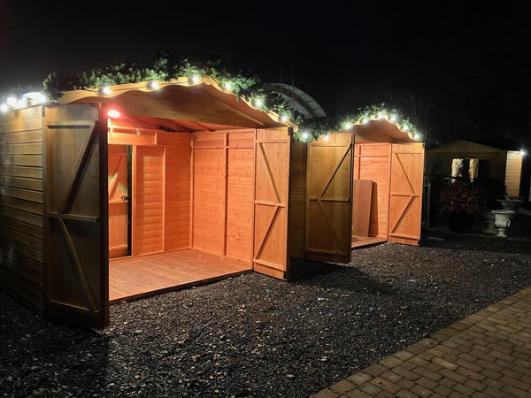 Secondhand Heavy Duty Joiner Made Christmas Market Chalets For Sale