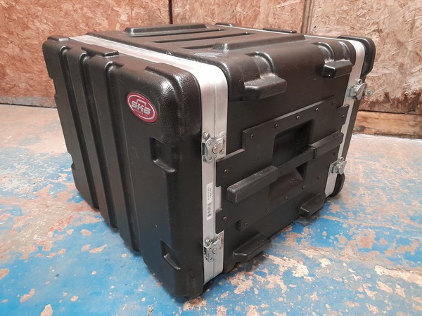 Secondhand 8u ABS Rack Flight Cases Excellent Condition Lift Off Front and Rear Lids For Sale