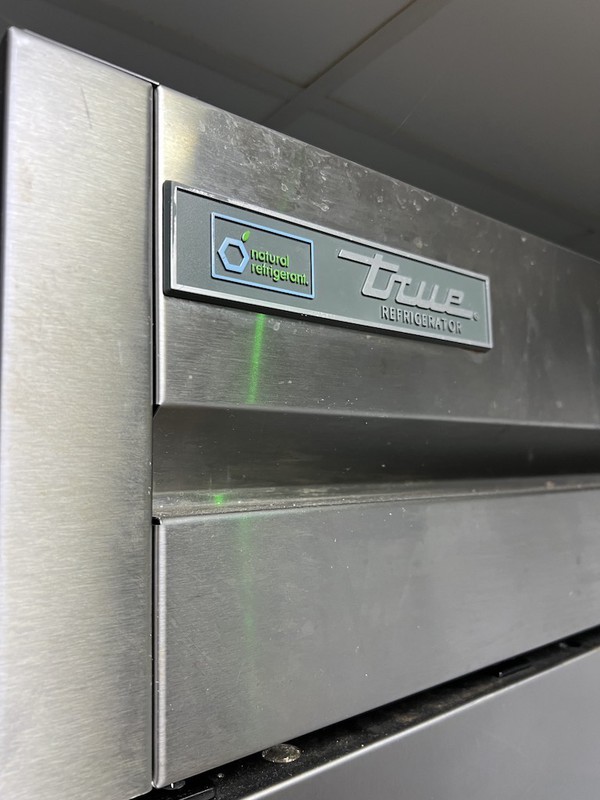 Selling True Refrigeration Upright Stainless Steel Double Door Fridge T-49-HC-LD