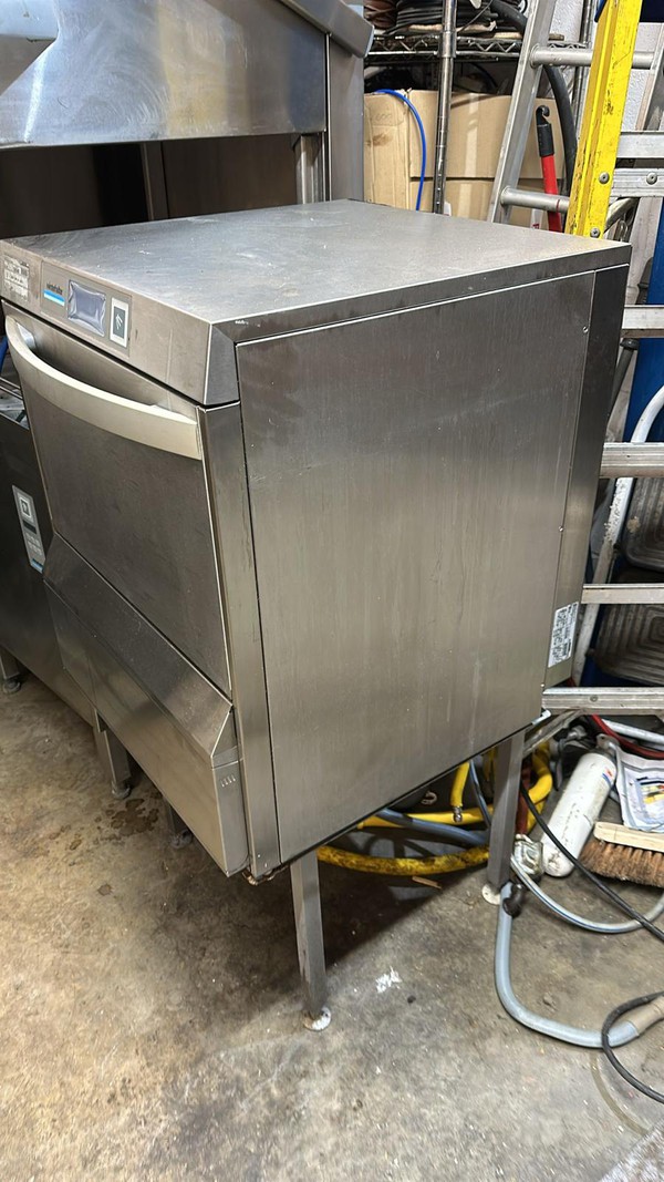 Winterhalter Glass Washer