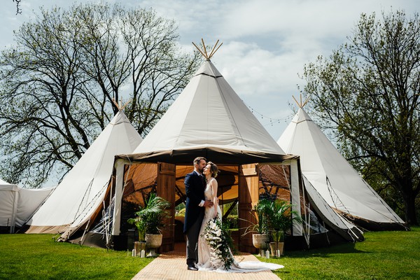 Tentipi Stratus 72 wedding tipis