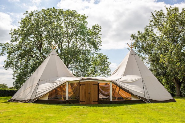 Buy Used White Tentipi Stratus 72 tipis