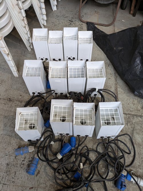 12x Essential Supplies White Up Lights 12x Essential Supplies White Up Lights
