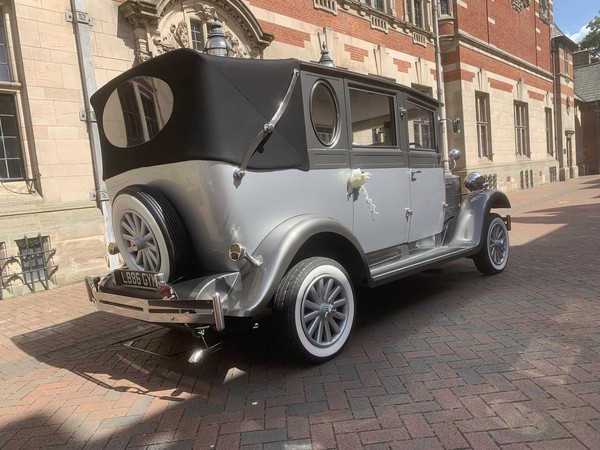 Imperial Landaulette with white walled tyres