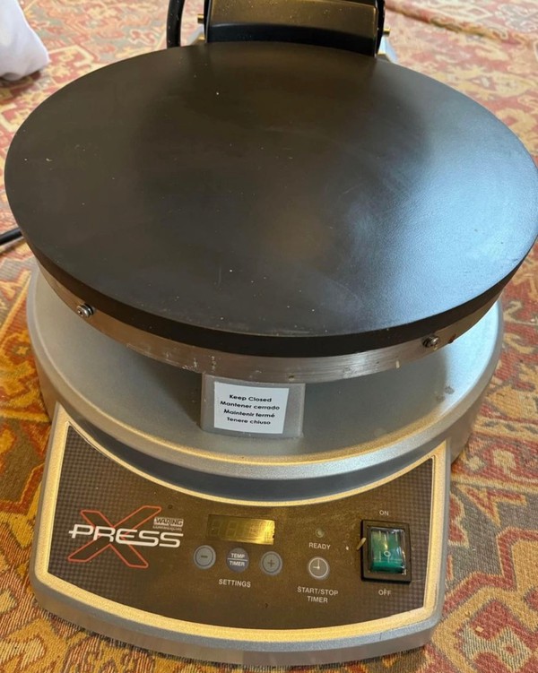 Secondhand Waring Xpress Crepe Maker