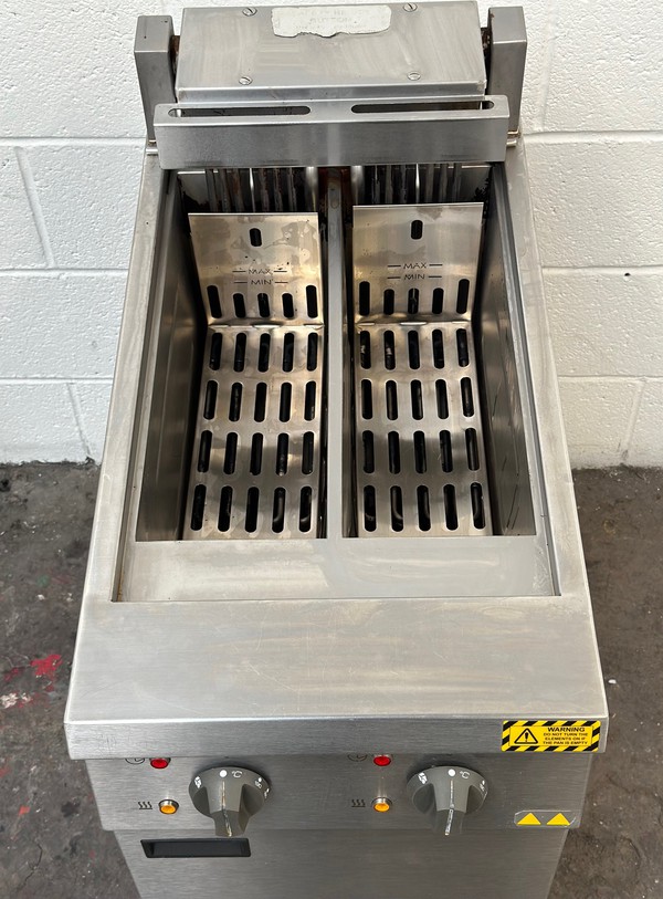 Used Falcon Electric Double Tank Fryer