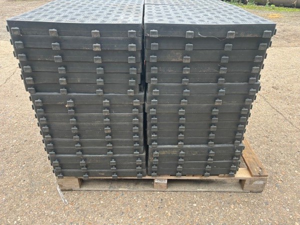 Used 86m2 Interlocking Floor Tiles