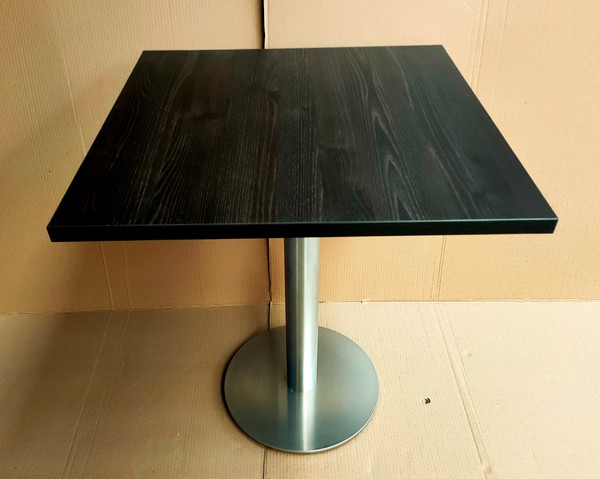 New Restaurant Table With Round Chrome Base