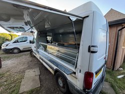 Renault Master 2003  2463 (cc) conversion to shop