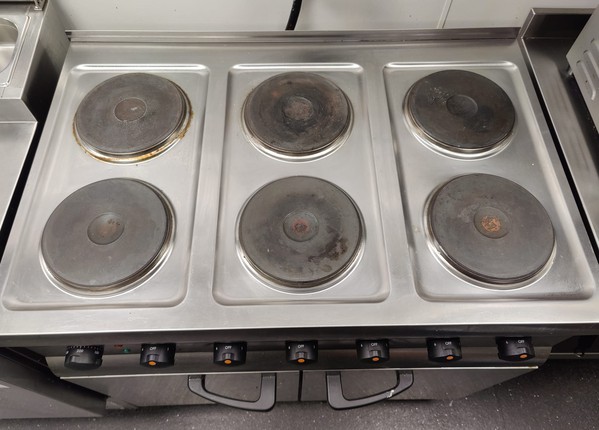 Lincat 6 Burner Electric Oven For Sale