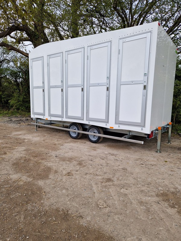 Buy 4 Bay Shower Trailers