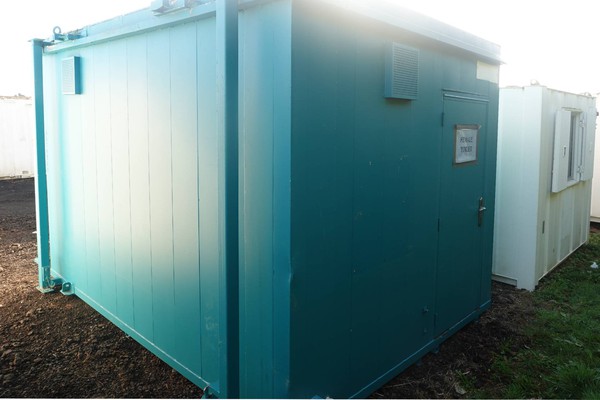 2 + 1 toilet block for sale