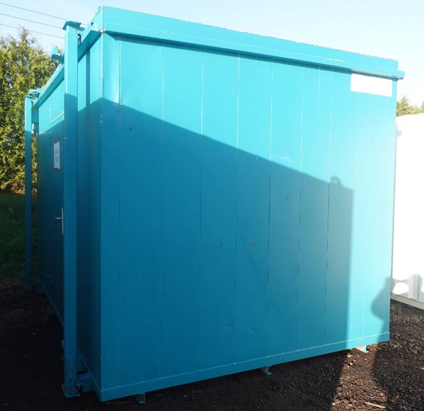 Used jack leg toilet block