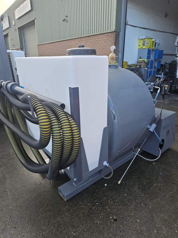 Buy Used Vacuum tank