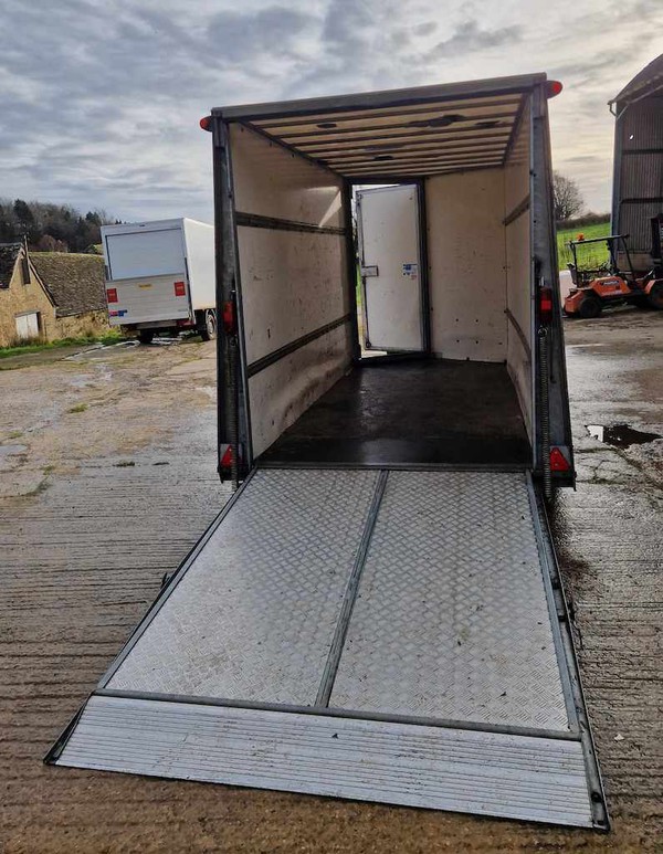 Ifor Williams BV126G Box trailer with ramp