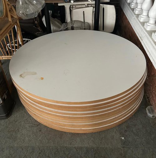12x Circular Pedestal Banqueting Tables For Sale 12x Circular Pedestal Banqueting Tables For Sale