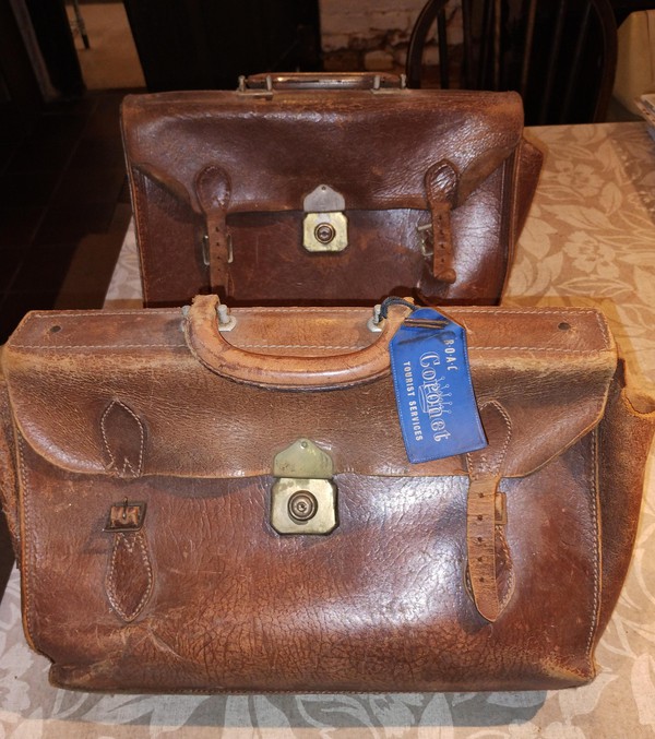 2x 1960's Leather Briefcase For Sale