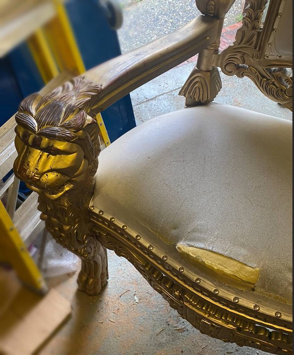 Carved lion gold wedding chairs