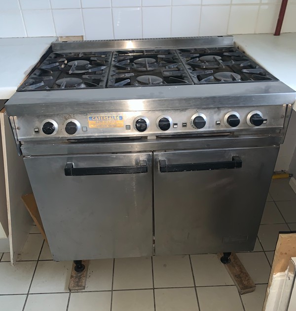 6 Burner Cooker & Oven For Sale