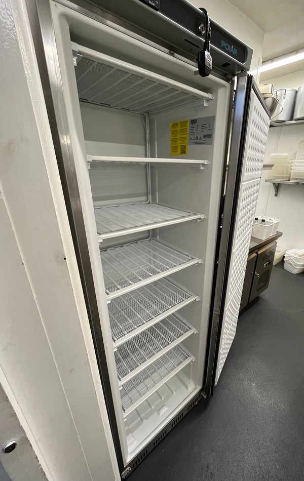 Polar CD083 Upright Freezer