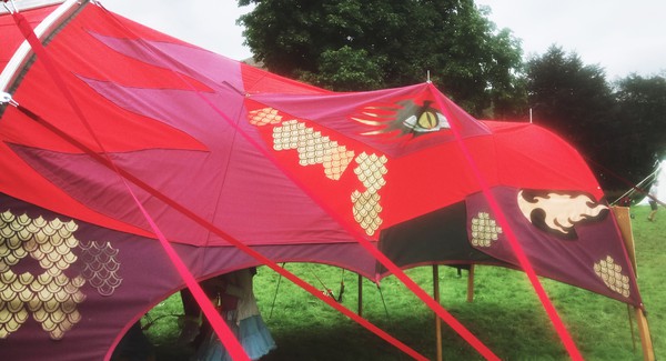 Dragon head tent