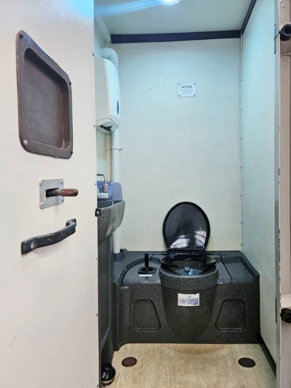 Welfare trailer with toilet