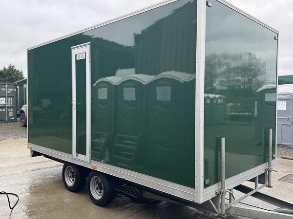 Secondhand 2+1 Toilet Trailer For Sale