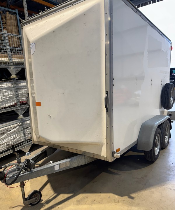 Secondhand Blue Line Tandem Axle Box Trailer For Sale
