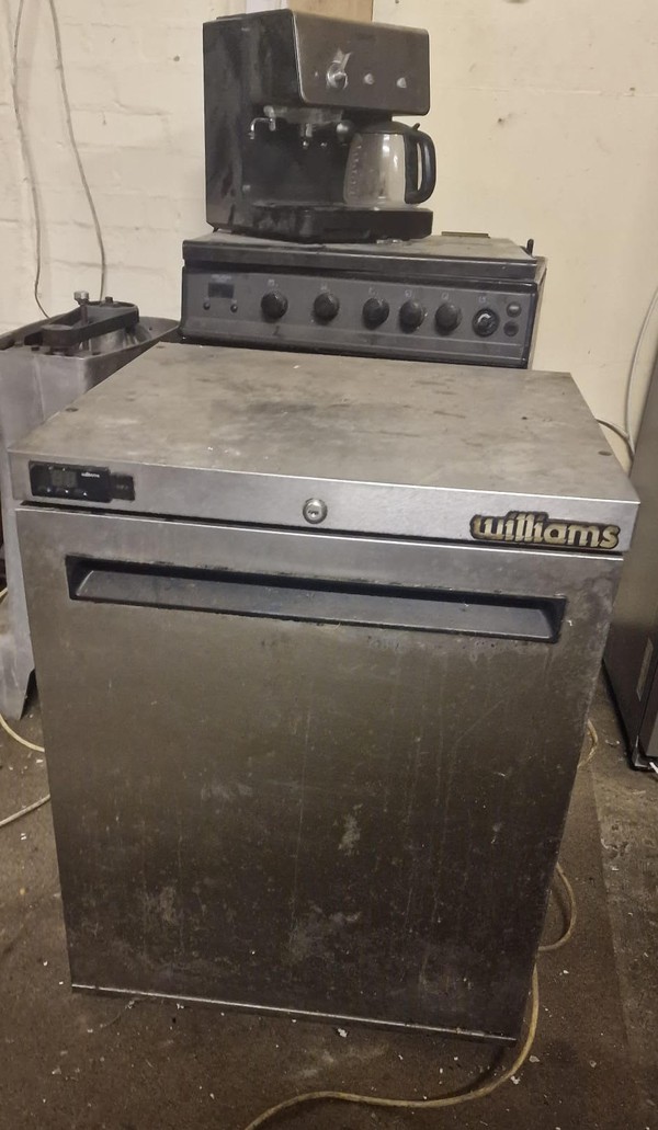 Assorted Kitchen Appliances For Sale