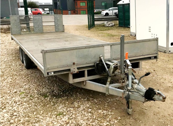 Second hand flatbed trailer (Tilting)