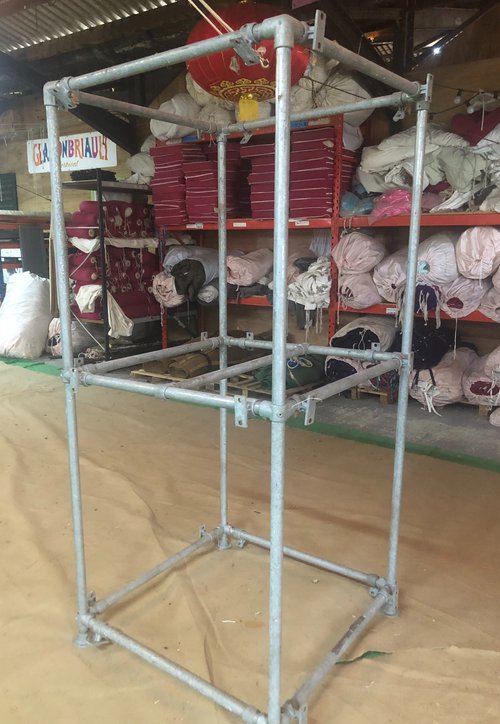 Secondhand Used Outdoor Display Stand For Sale Secondhand Used Outdoor Display Stand For Sale