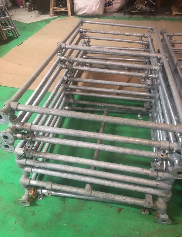 Used Outdoor Display Stand For Sale