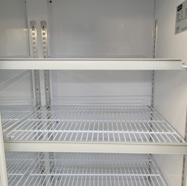 Polar Double Door Display Fridge 950ltr GE581