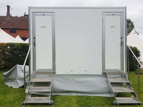 1+1 Second-hand toilet trailer for sale 1+1 Second-hand toilet trailer for sale