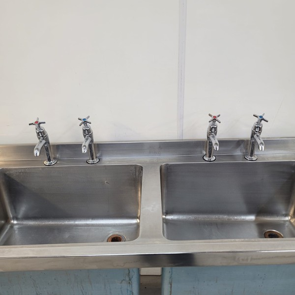 Double Bowl Stainless Sink