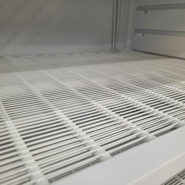 New B Grade Diaminox Single Upright Freezer 550Ltr DX600SF