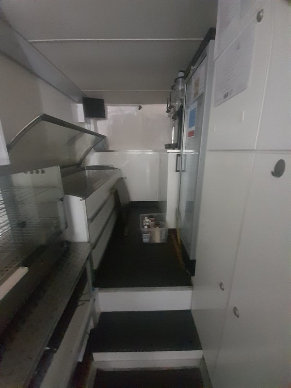 Commercial freezer