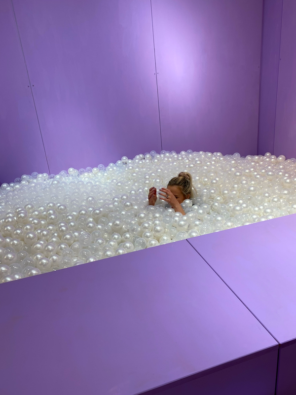 Secondhand 20,000 + Ball Pit Balls, Pearl And Clear