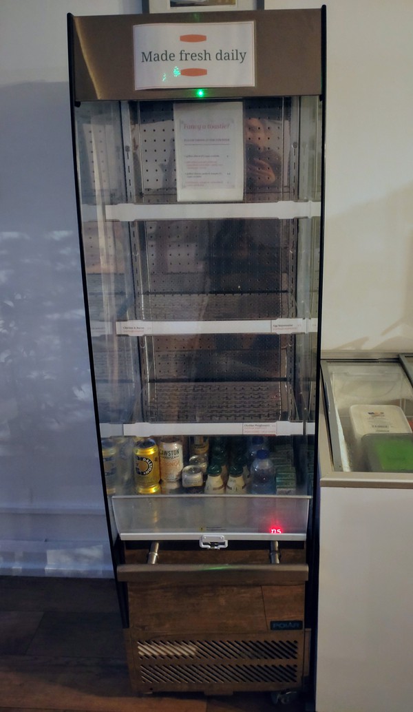 Used Polar Multideck 220L Display Fridge