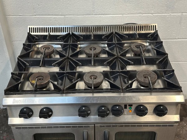 6 Burner Gas Range, Convection Oven