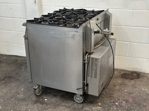 Gas Burners With Electric Convection Oven