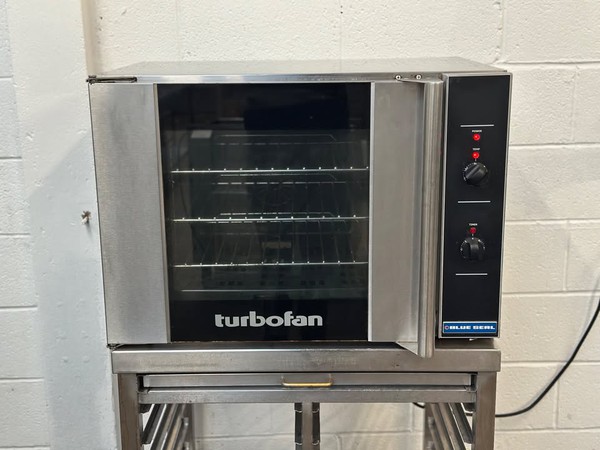 Secondhand Blue Seal Turbofan Convection Oven For Sale