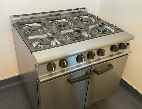 Falcon 6 Burner Dominator Plus Oven Range G3101