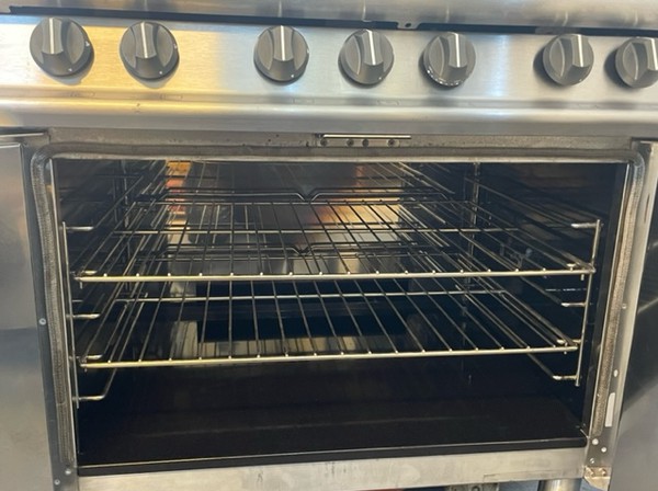 Falcon 6 Burner Dominator Plus Oven Range G3101 For Sale