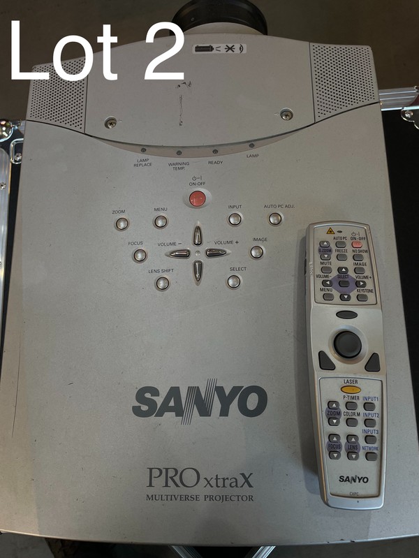 Used Sanyo Xtra X Multiverse Projector