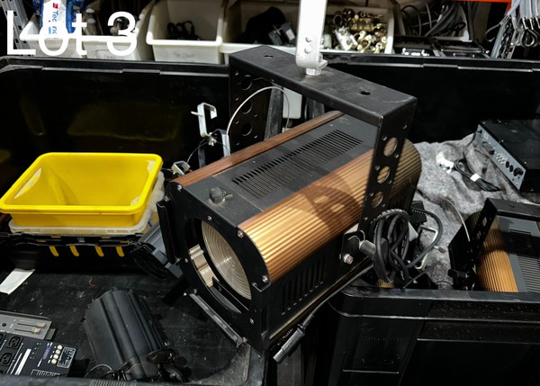4x NJD Fresnel Stage Light