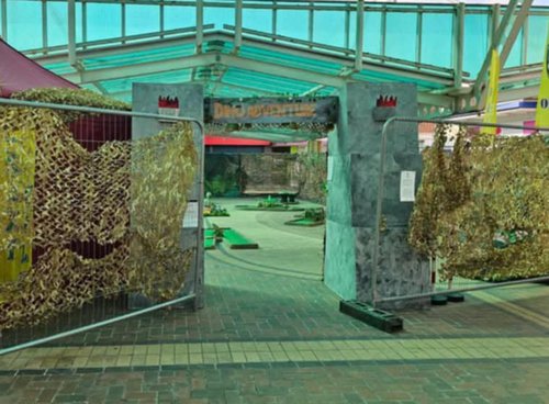 Secondhand Used Jurassic Gate Entrance/Archway For Sale Secondhand Used Jurassic Gate Entrance/Archway For Sale
